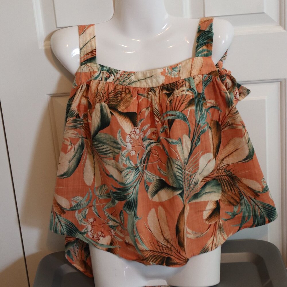 A.N.A Square Neck Sleeveless Tank Size XL Tie Strap Tropical Print Crop Top